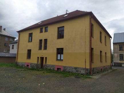 557.jpg